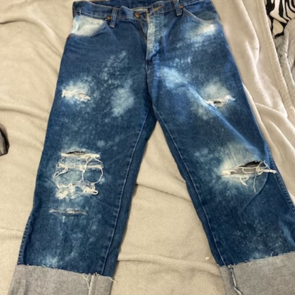 Mens Wranglers they are a 30x31.